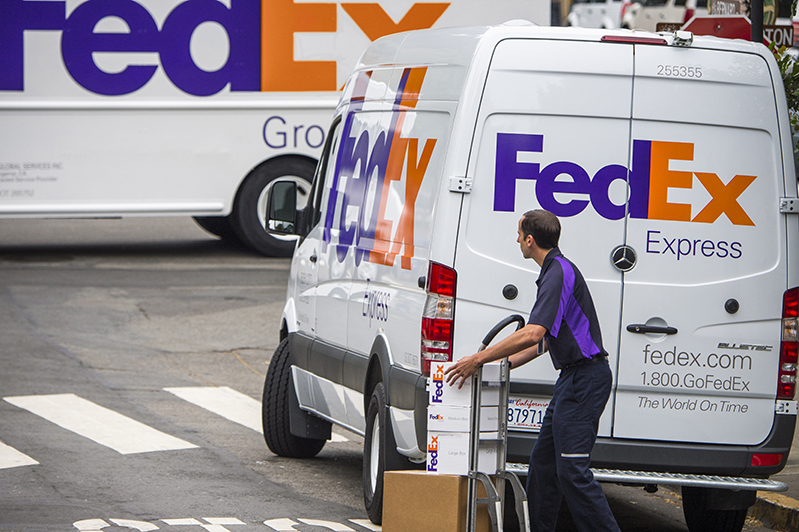 FedEx внедряет blockchain логистику